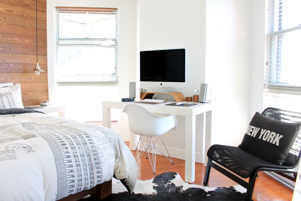 flood damage is normally covered in a homeowners insurance polic